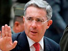 Uribe und der Hausarrest